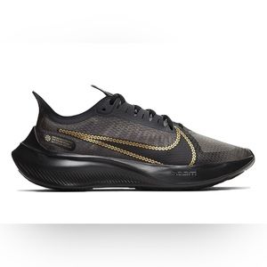 Nike Womens Zoom Gravity Icon Clash Running Shoes
